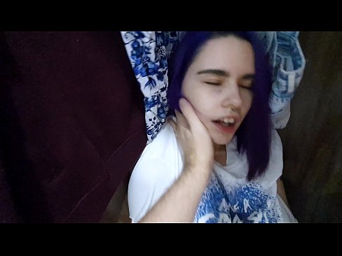 ❤️ Hittade min syster i garderoben och hjälpte henne att komma ️ Anal video at sv.vegasservice.ru ❌